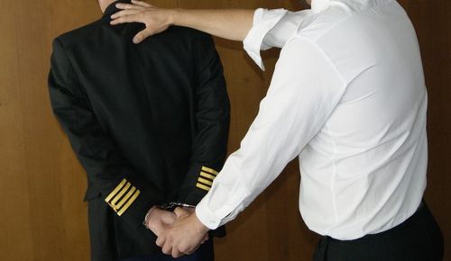 9 из 10 моряков боятся криминализации