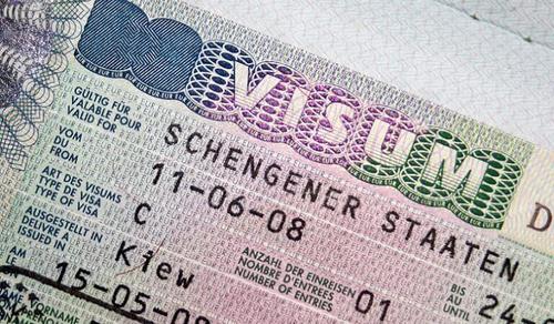 ЕФТ призывает упростить проезд моряков в Шенгенскую зону