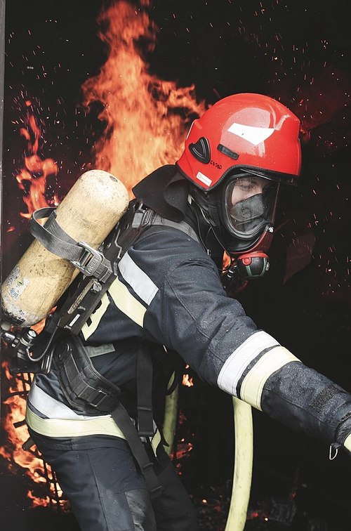 Непреднамеренные действия пожарной команды привели к повторному возгоранию