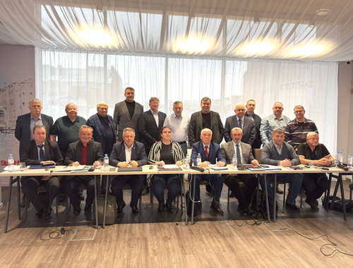 Оперативно реагировать на обращения членов профсоюза